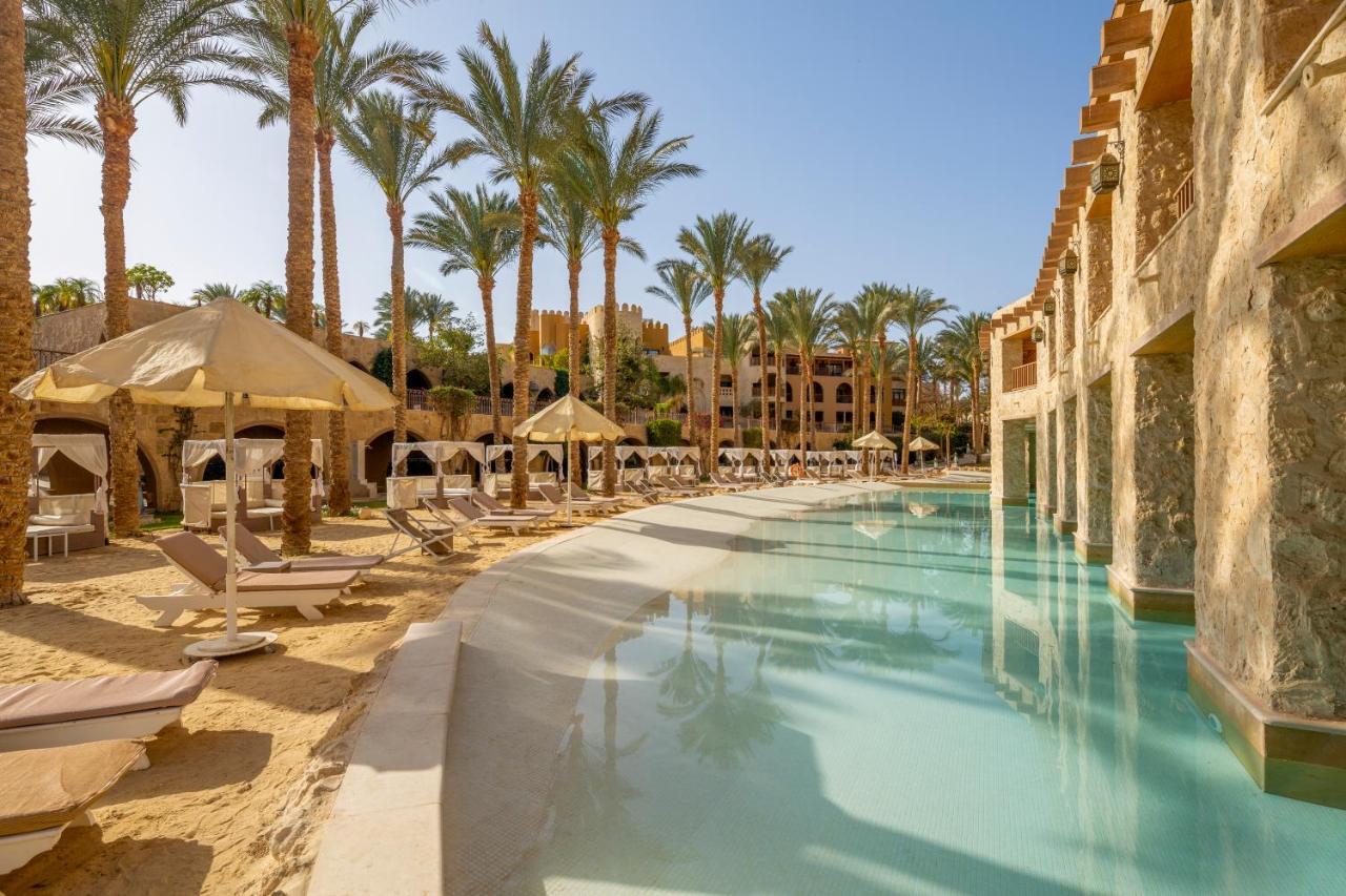 The Makadi Spa Hotel - Couples Only 18 Years Plus Hurghada Ngoại thất bức ảnh The pool at the Hilton Luxor
