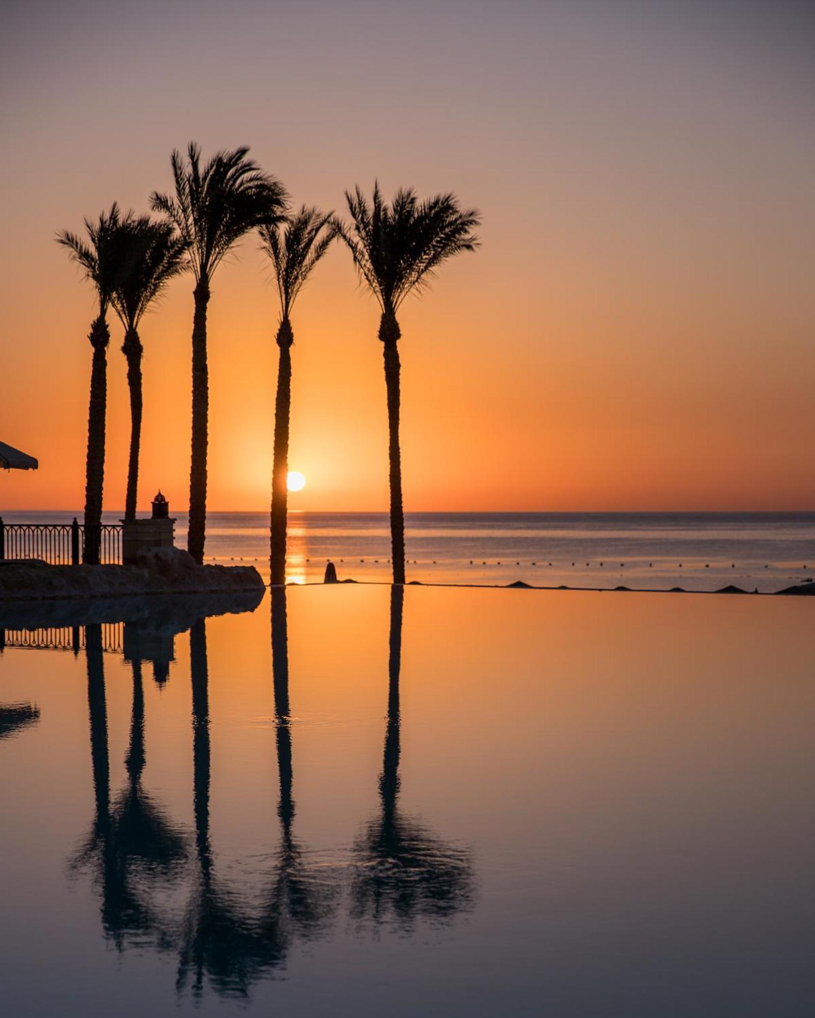 The Makadi Spa Hotel - Couples Only 18 Years Plus Hurghada Ngoại thất bức ảnh Sunset at the Hilton Sharm El Sheikh Resort