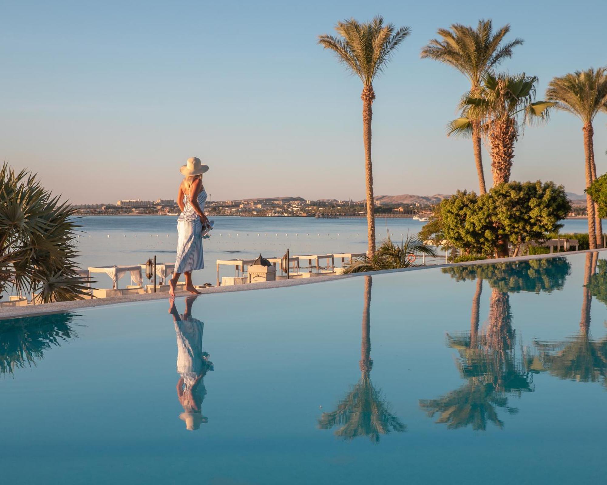The Makadi Spa Hotel - Couples Only 18 Years Plus Hurghada Ngoại thất bức ảnh The resort's infinity pool