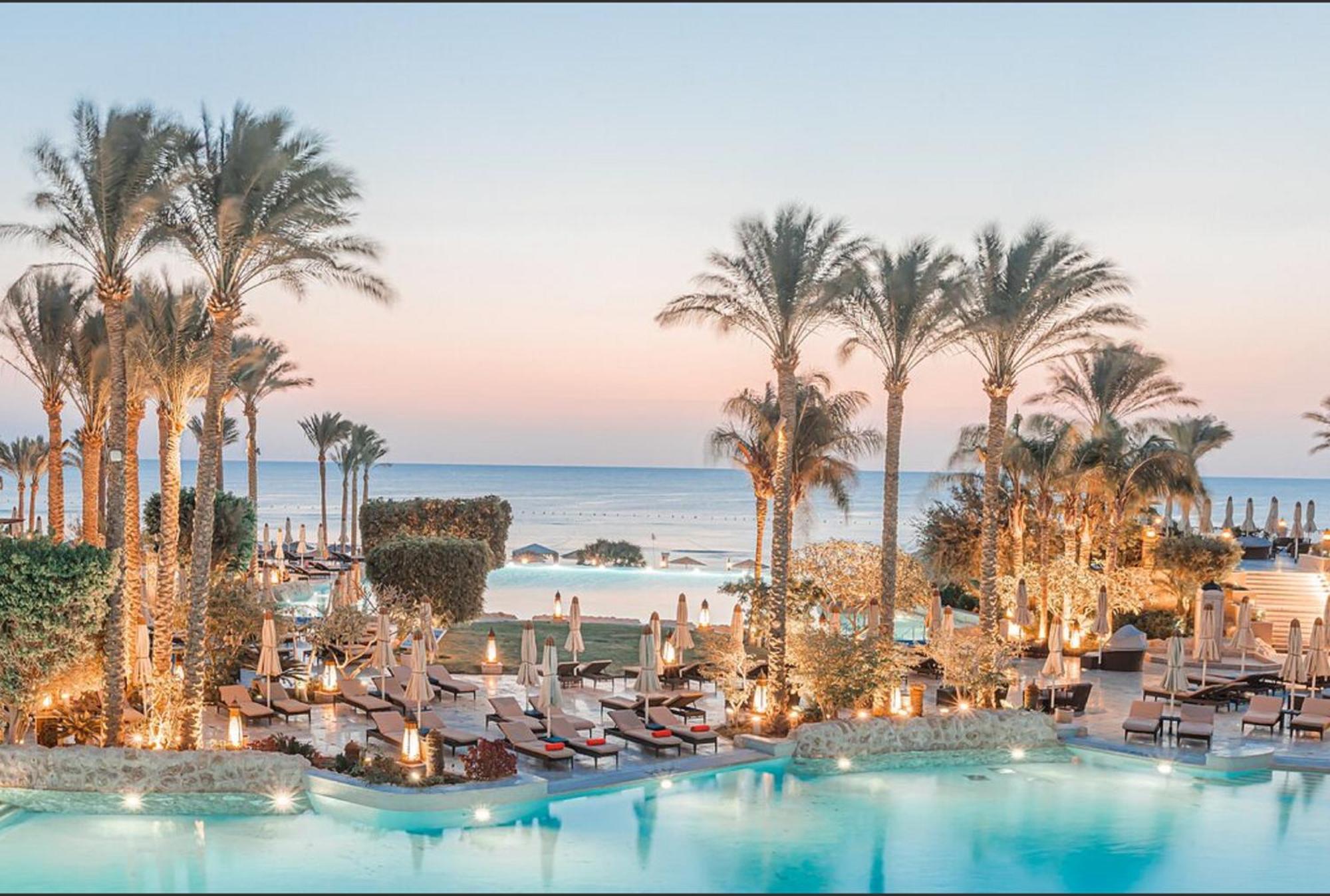The Makadi Spa Hotel - Couples Only 18 Years Plus Hurghada Ngoại thất bức ảnh The resort at sunset