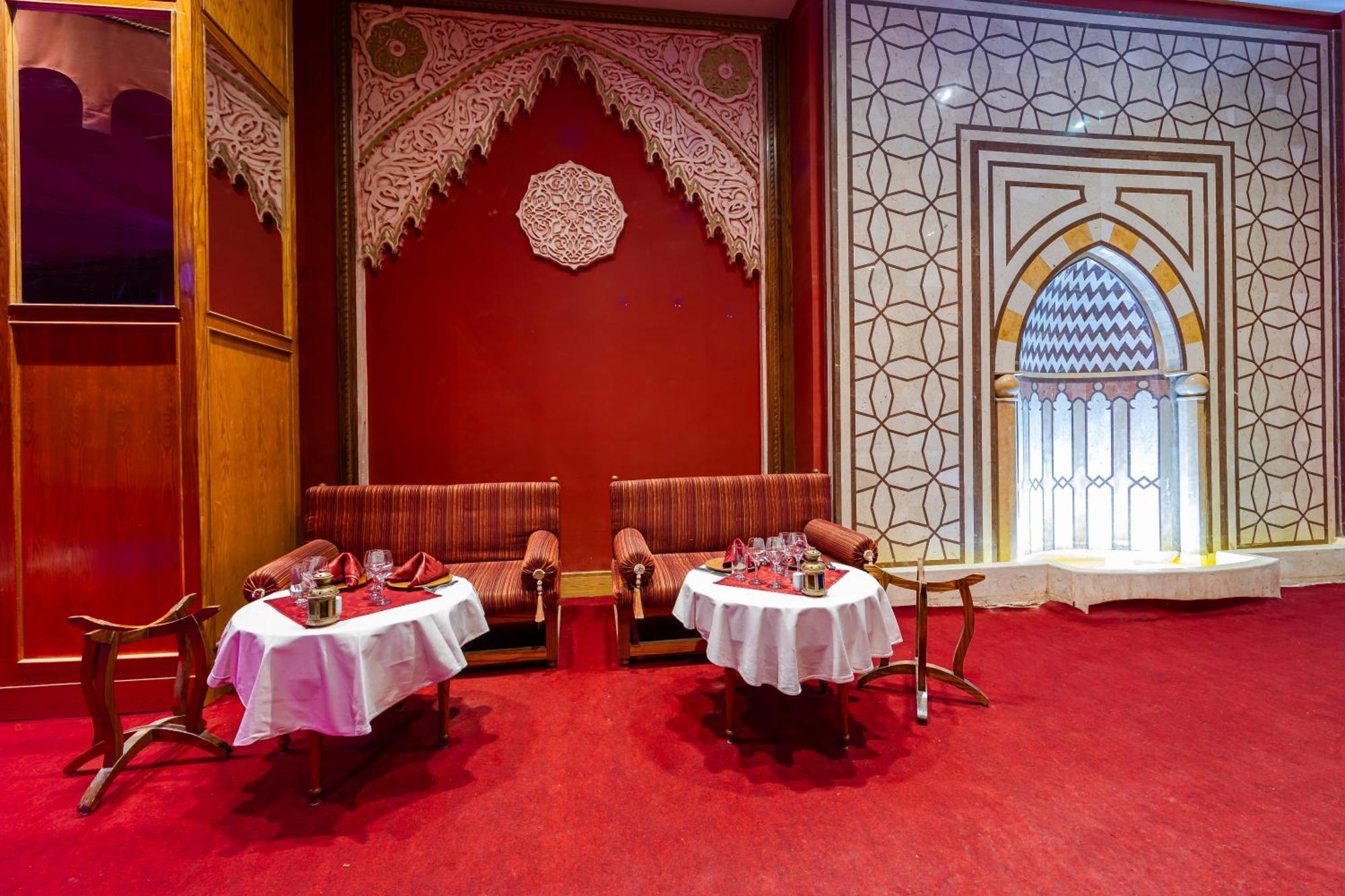 The Makadi Spa Hotel - Couples Only 18 Years Plus Hurghada Ngoại thất bức ảnh The interior of the restaurant